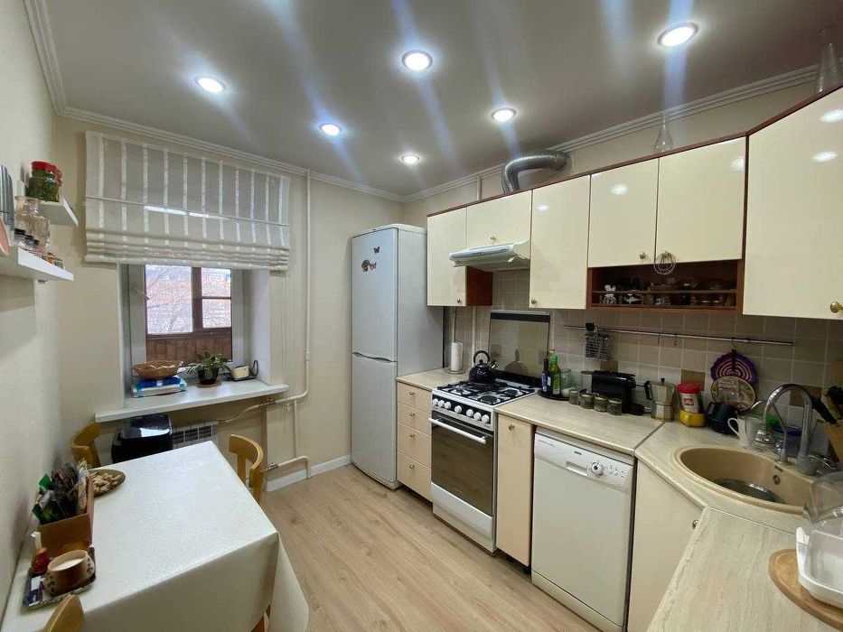 В продаже 3х ком в районе КСК на 3 этаже