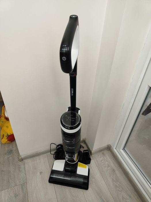 Tineco S3 - почти нова вертикална прахосмукачка за сухо и мокро