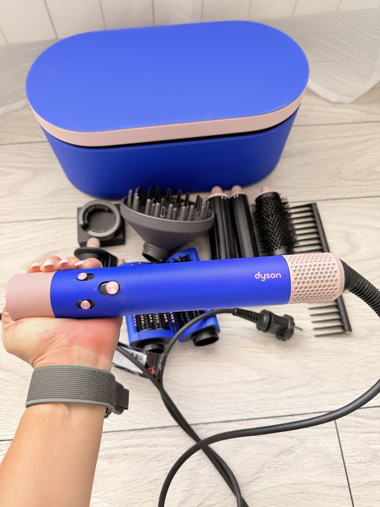 Dyson Airwrap плюс приставка дифузер