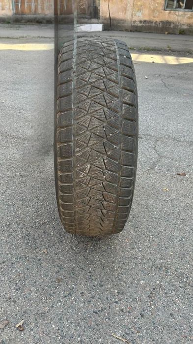 Шины зимние продам