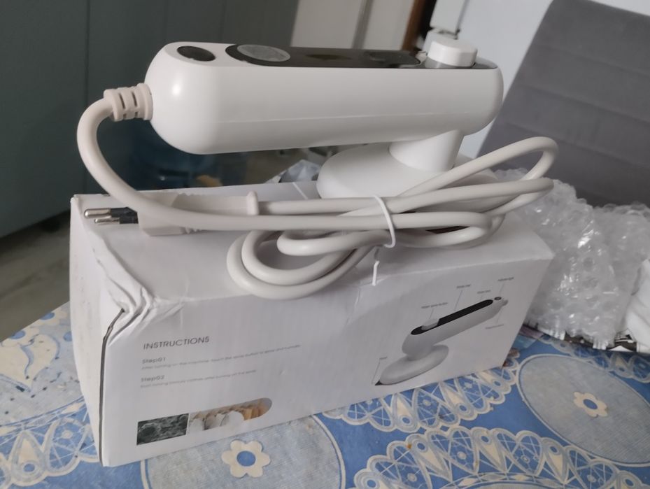 Паровой дорожный утюжок