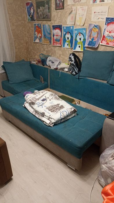 Диван размер 1м*3м, бесплатно, район Абая-Брусиловского