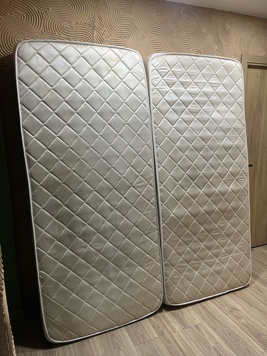 Продам 2 мартаса