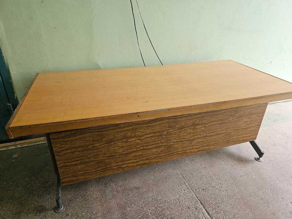 Книжные полки и др.мебель советского пр-ва