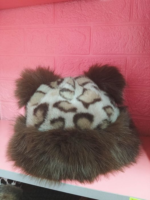 Шапки,нови-10 лв брой