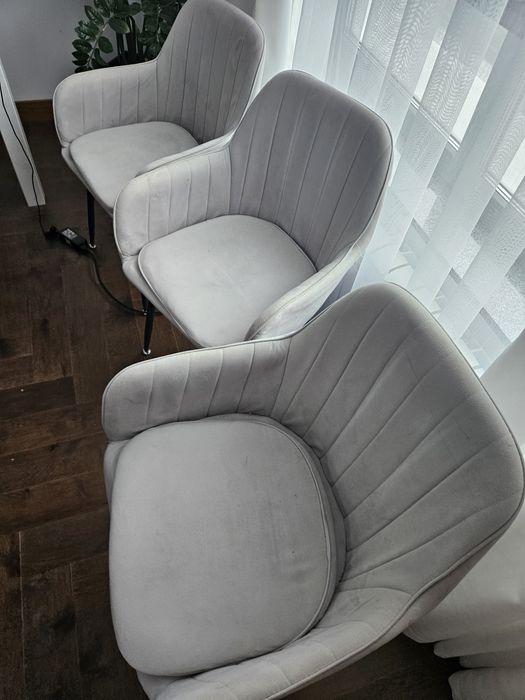 Стулья кухонные 8шт