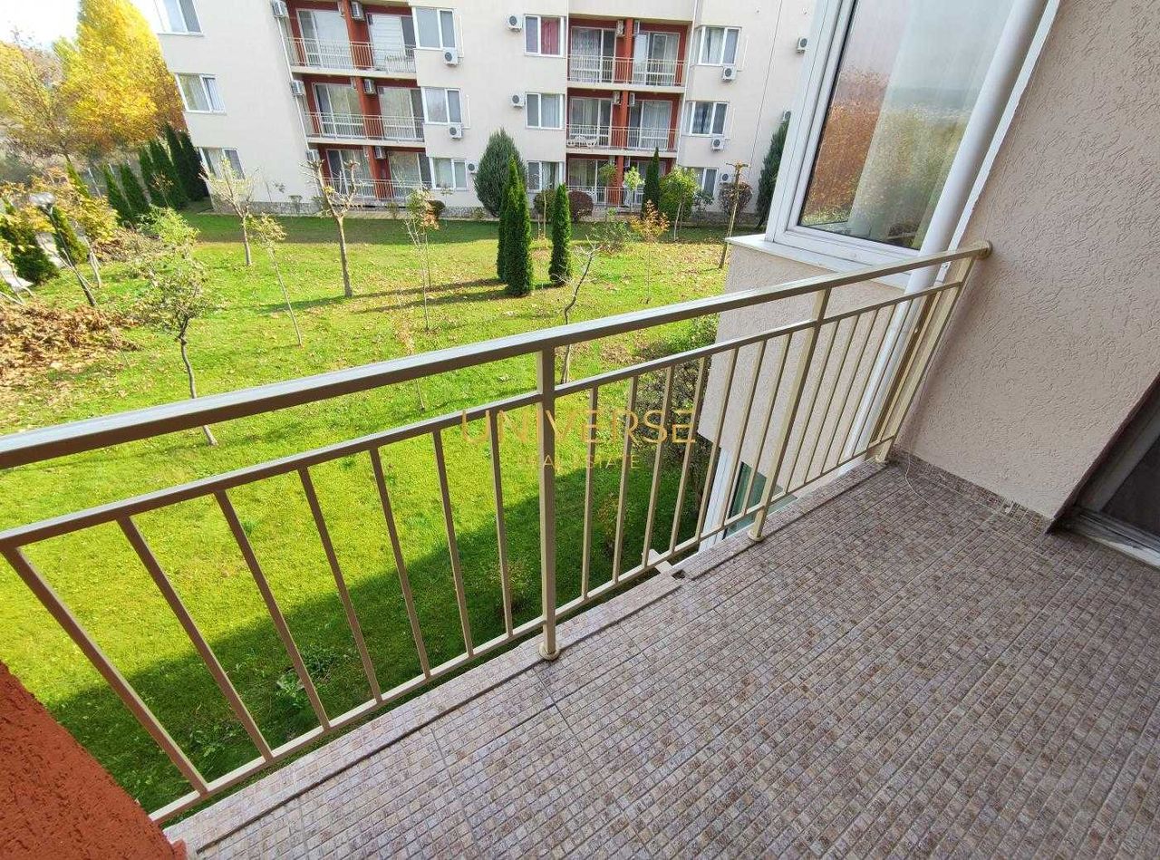 Продава се Двустаен апартамент в к.к. Слънчев бряг - 60 кв.м за 1067 €/кв.м - Снимка #11