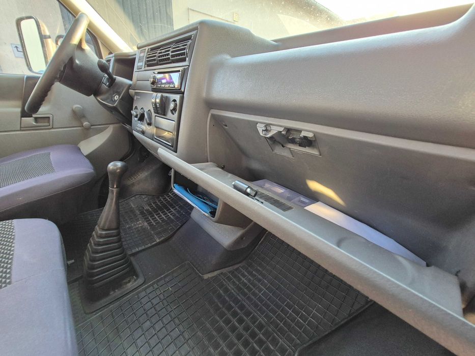 VW T4 autoplatforma 3.5 T