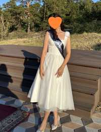 Продам вечернее Платье (выпускной,  свадьба)