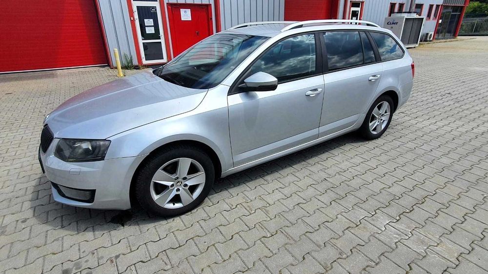Octavia Combi Elegance 2.0 TDI , 150 CP, 6 trepte, cutie manuala