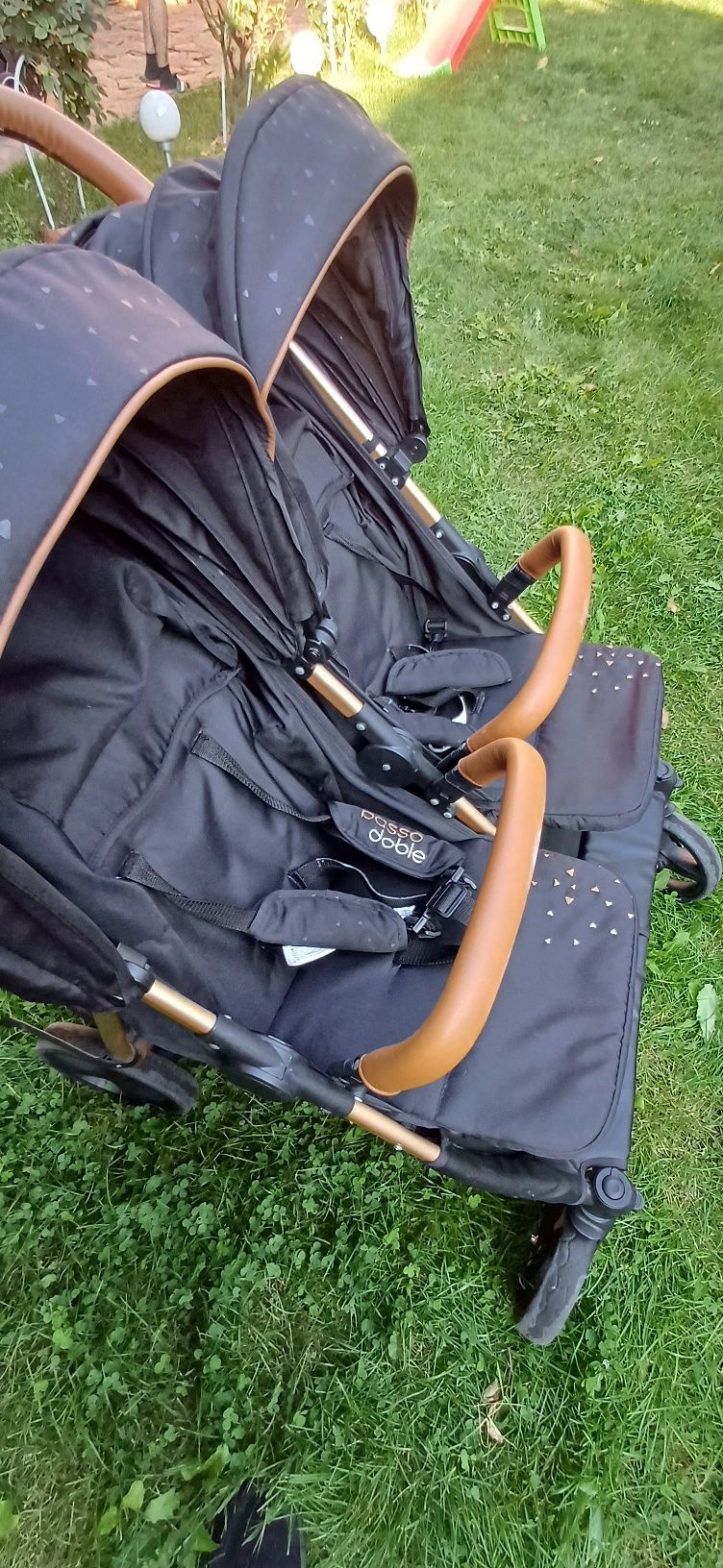 Cărucior pentru gemeni Chipolino - Paso Doble - Black