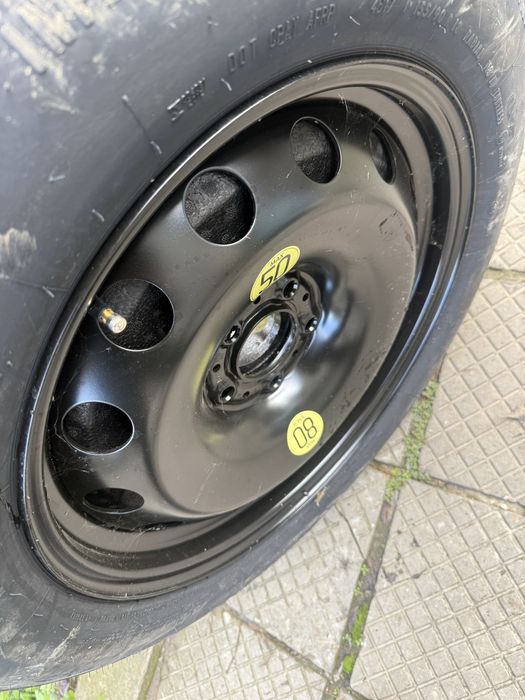 Резервна гума/патерица бмв х5/х6 Ф15/ф16 ( rezervna guma bmw x5/x6