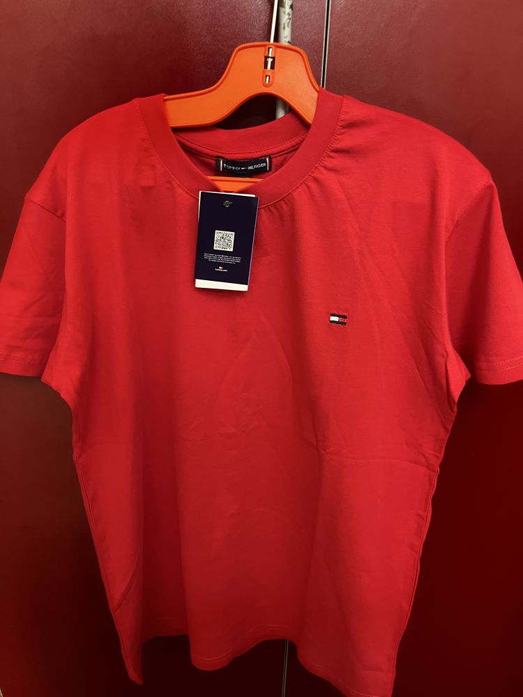 Tommy HILFIGER Тениска размер M