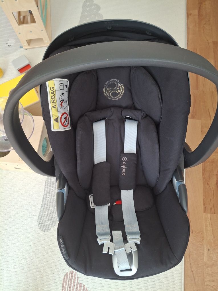 Столче за кола Cybex Cloud Z i-Size Deep Black