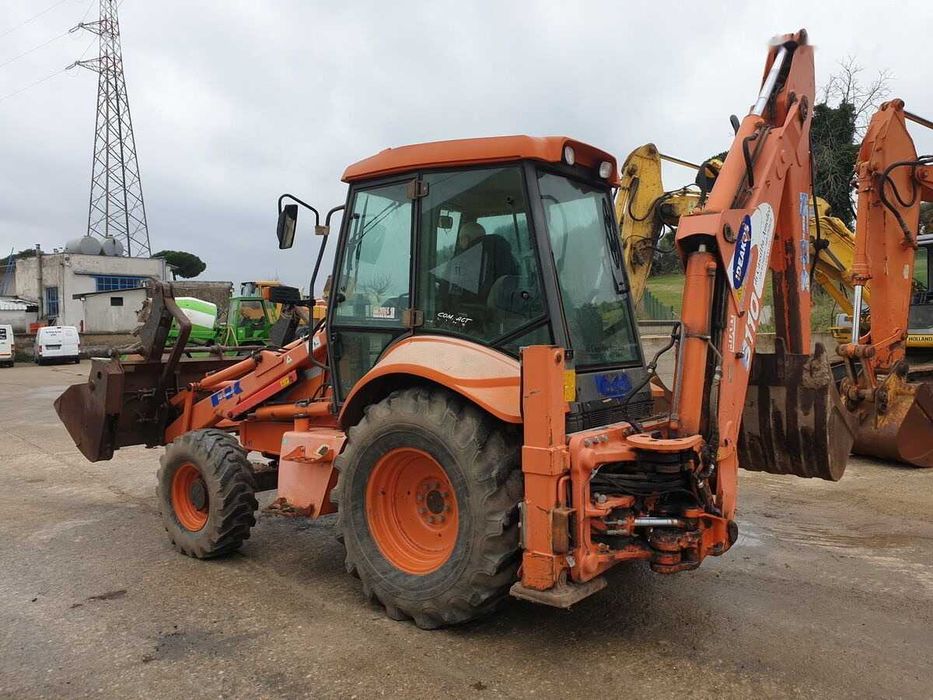 New Holland / Case: 580-695 Fiat / Hitachi 90-200,  Manitou: MLB625