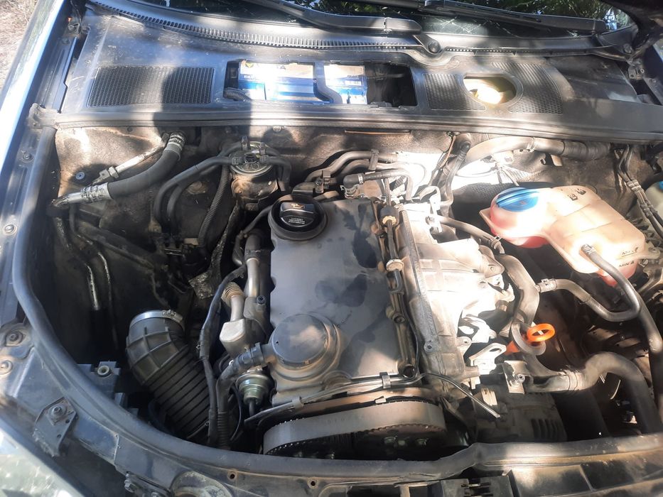 Logan autoutilitara si audi a 4 2.0