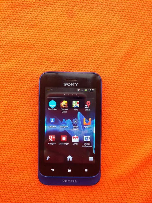 Sony Ericsson Xperia st21i ( decodat, aproape impecabil)