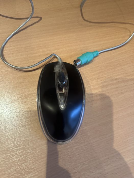 Продается клавиатура с 2 мышками