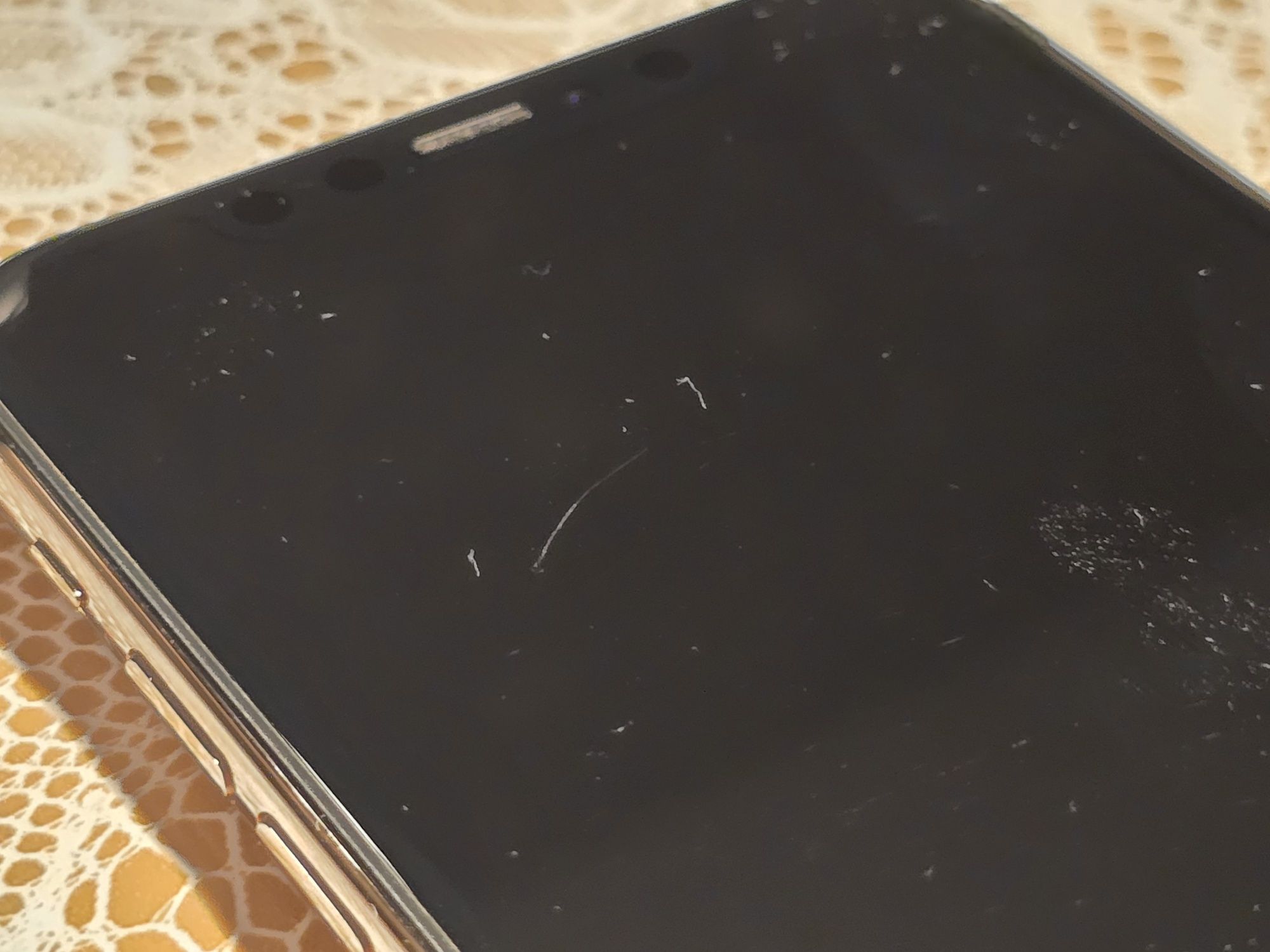 Iphone 11 pro с гаранция 1г.