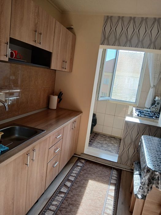 Vând apartament 3 camere.