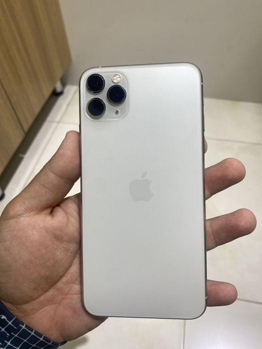 I Phone 11 ProMax 512 KHA