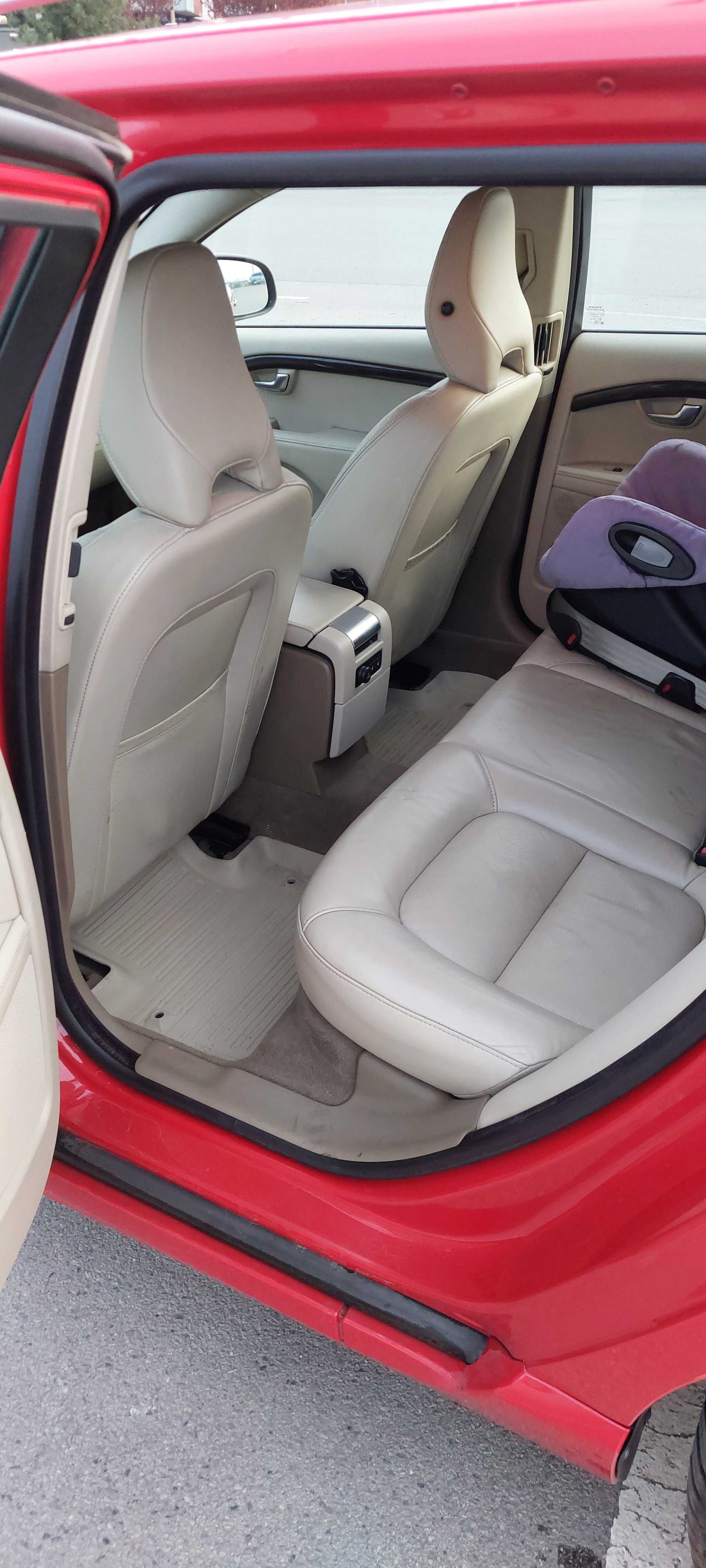 Volvo V70 2.5T Bi-fuel | Summum