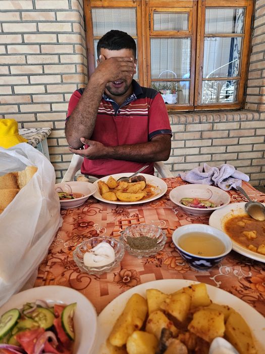 Qurilish ishlarini qilamiz noldan tomgacha ishonchli va sifatli