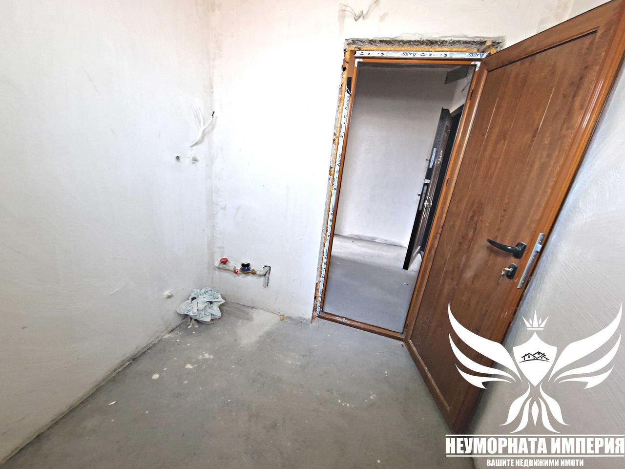 Продава се Тристаен апартамент в Асеновград - 92 кв.м за 1229 €/кв.м - Снимка #18