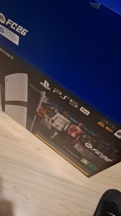 PS5 Pro + FC 26 achiziționat luna aceasta garanție 2 ani, doar Bucureș