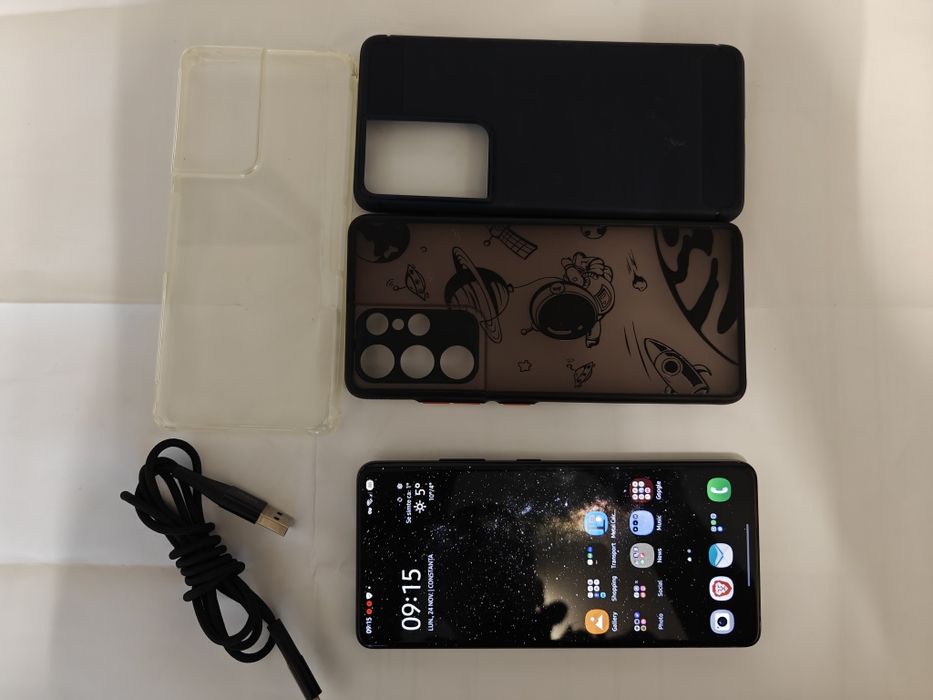 Samsung Galaxy S21 Ultra 512GB 16GB RAM spate ușor fisurat