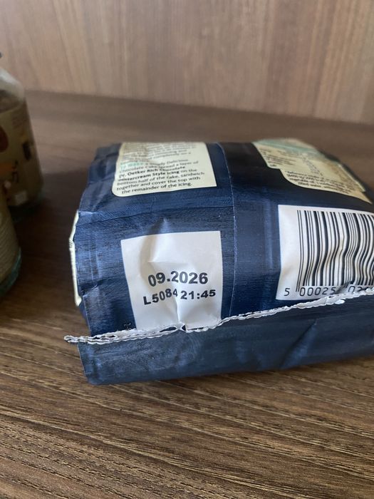 Pachet - mix pentru tort si cafea instant