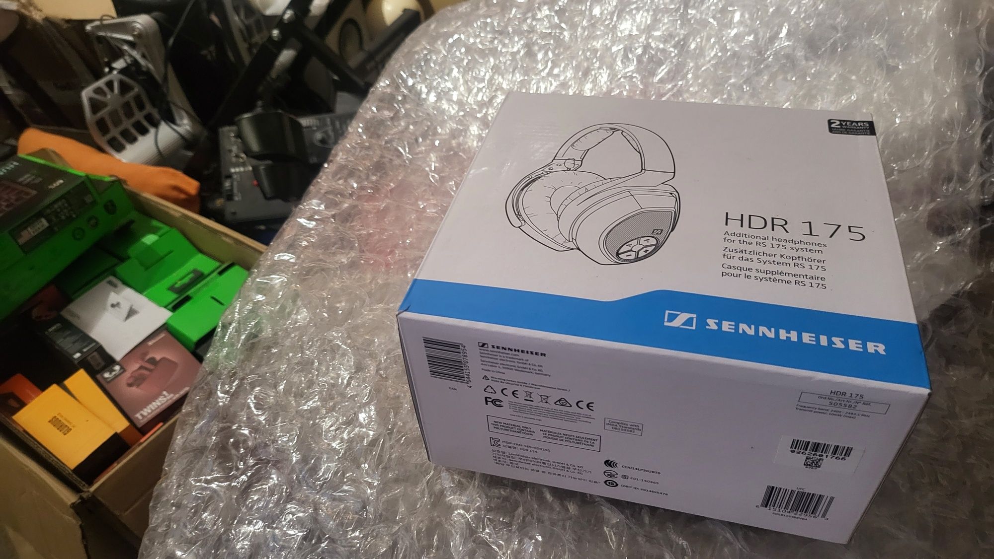 Нови Безжични слушалки Sennheiser - HDR 175