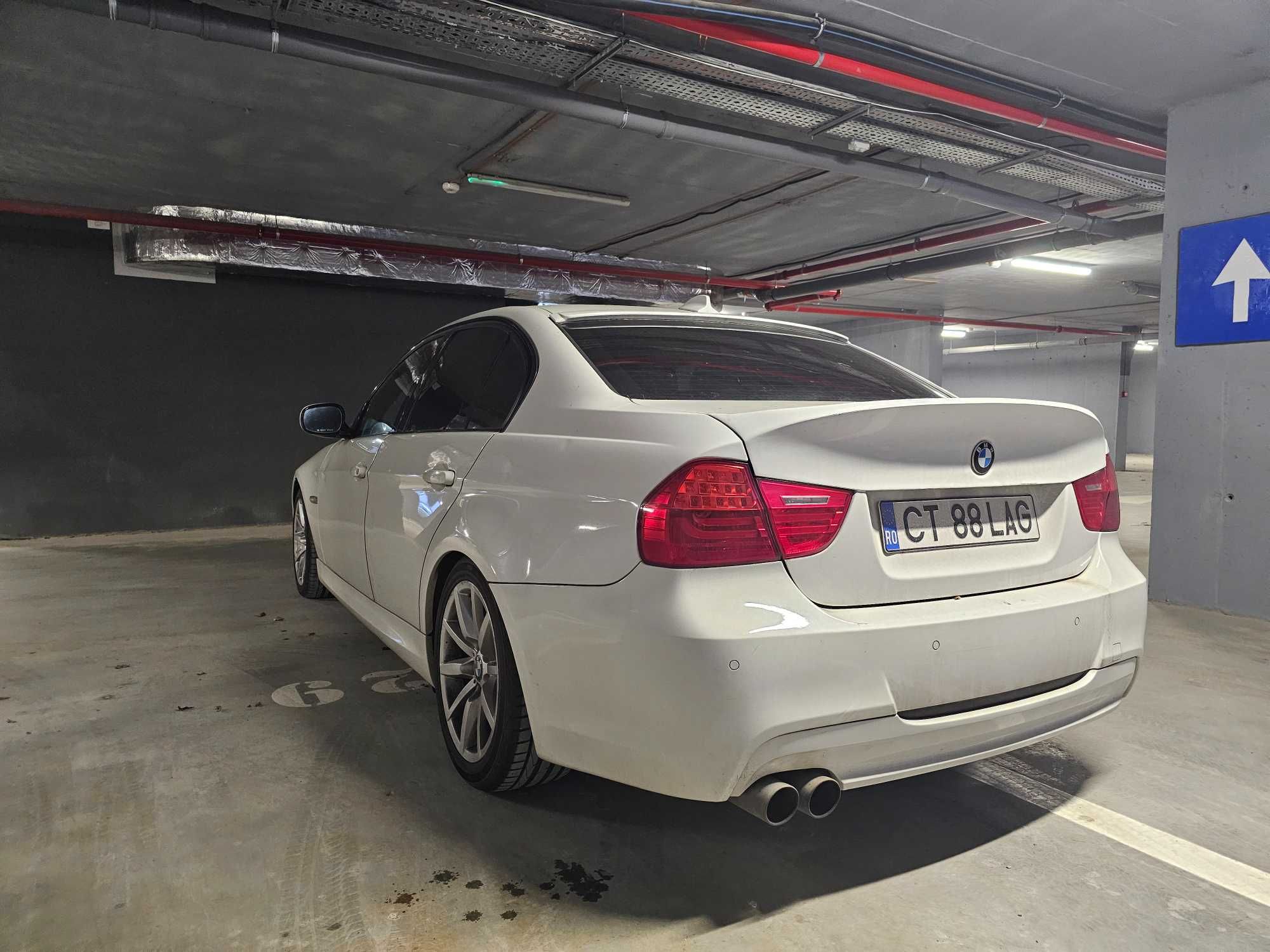 BMW Seria 3 E90 320i