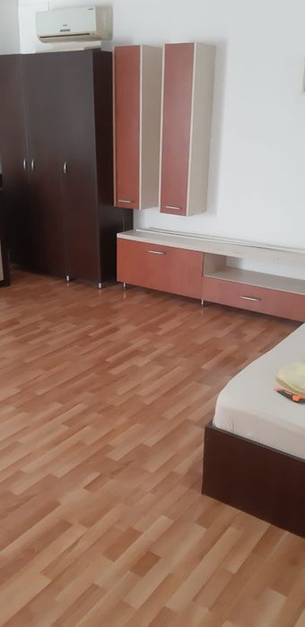 Închiriez apartament 2 camere strada Navodari
