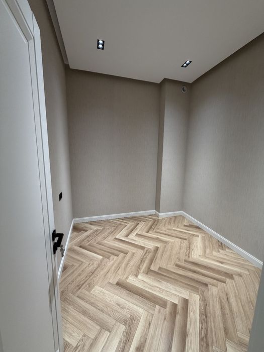 Новостройка Сагбон 10 этаж 2 хона 52 кв