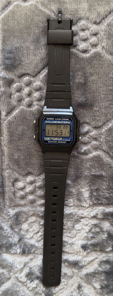 Часовник CASIO (мъжки-черен)