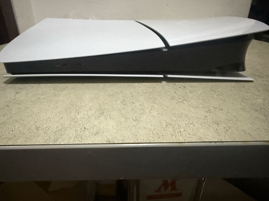 Playstation 5 slim digital