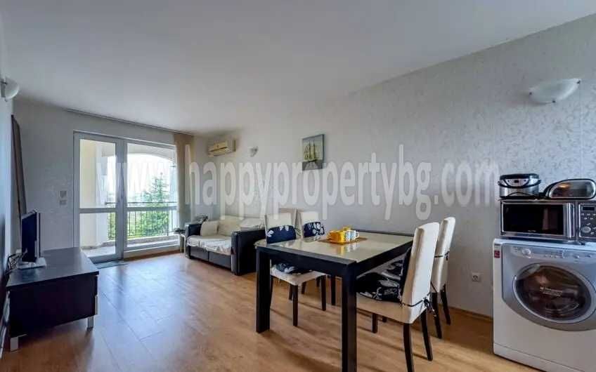 Продава се Тристаен апартамент в с. Равда, Област Бургас - 92 кв.м за 914 €/кв.м - Снимка #2