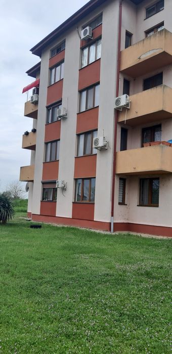 Închiriez ap.2 camere