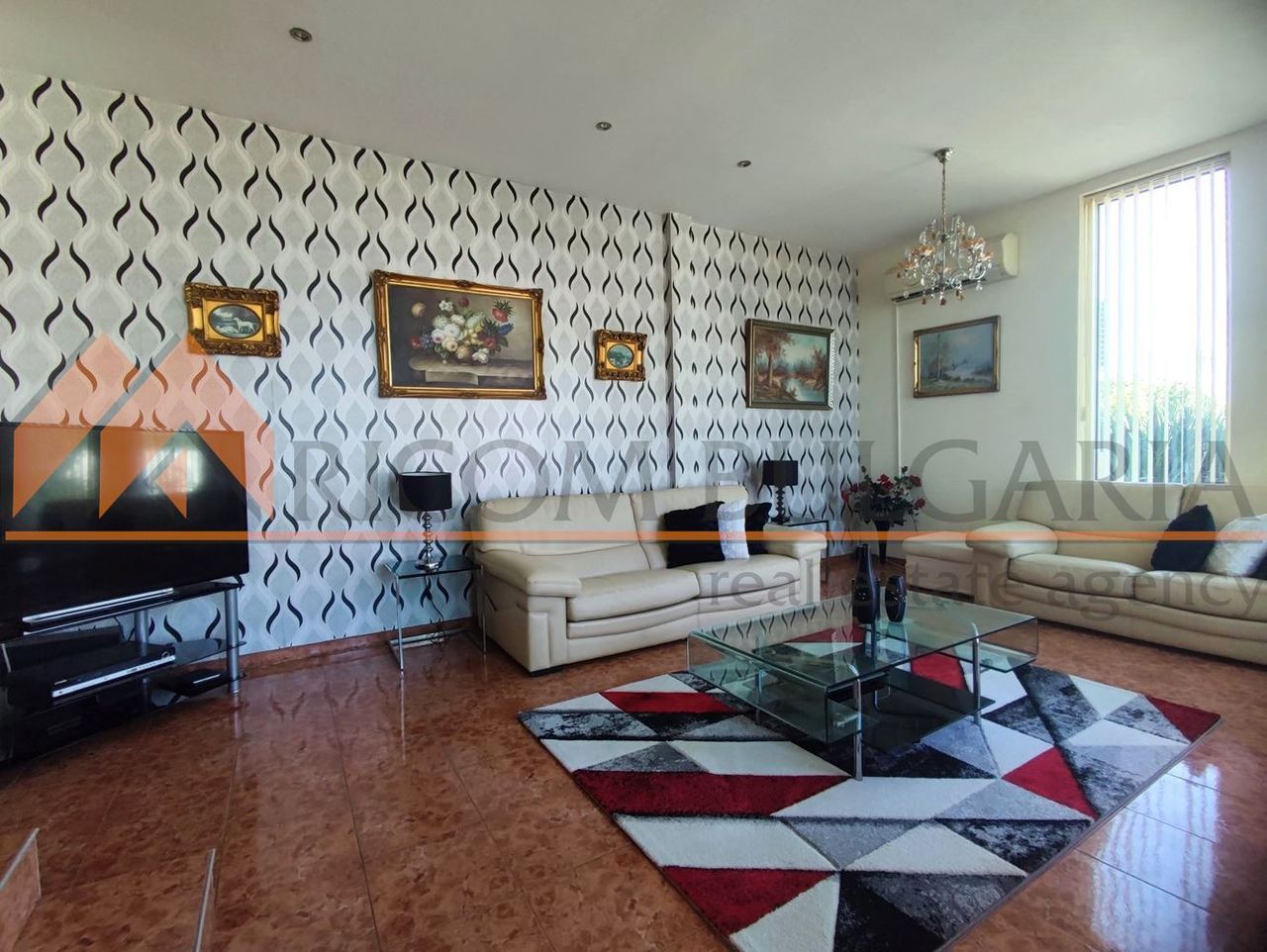 Продава се Къща в с. Китка, Област Варна - 290 кв.м за 776 €/кв.м - Снимка #4