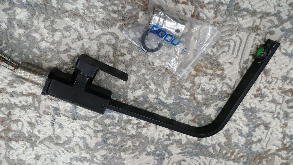 Семиситель сотилади