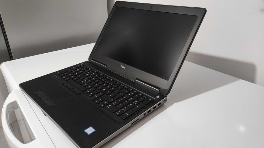 Laptop Dell Precision 7510  i5-6300HQ