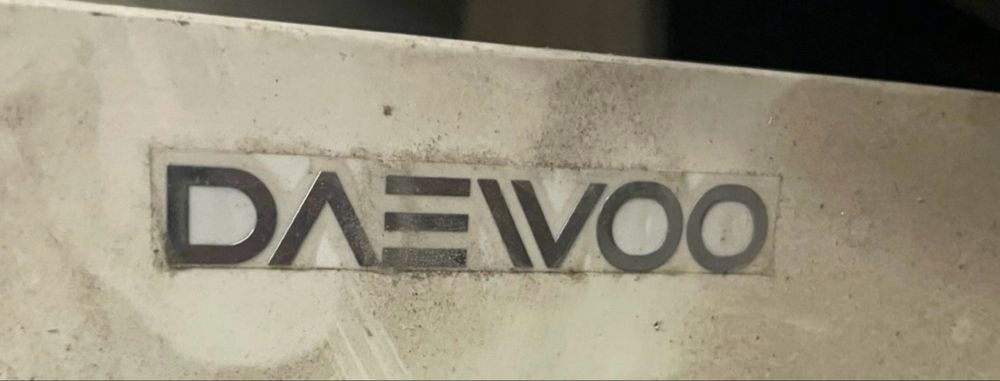 Продавам климатик daewo 12-ка