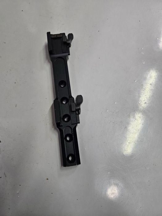 Бърз монтаж за оптика или термо за уивър база