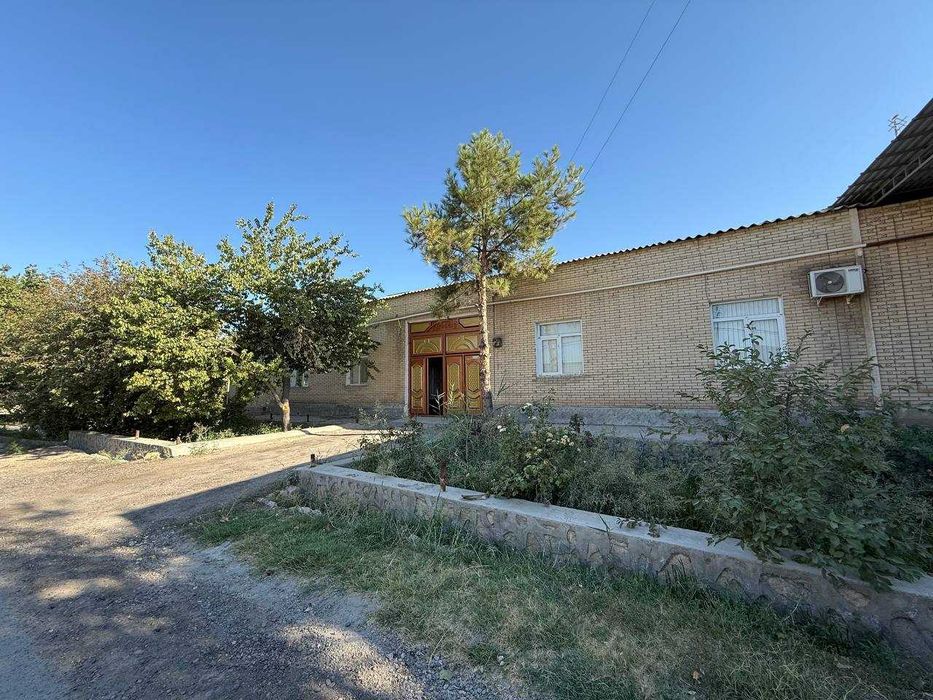 TAYYOR 8 SOTIQLI HOVLi bahavo joydan sotiladi