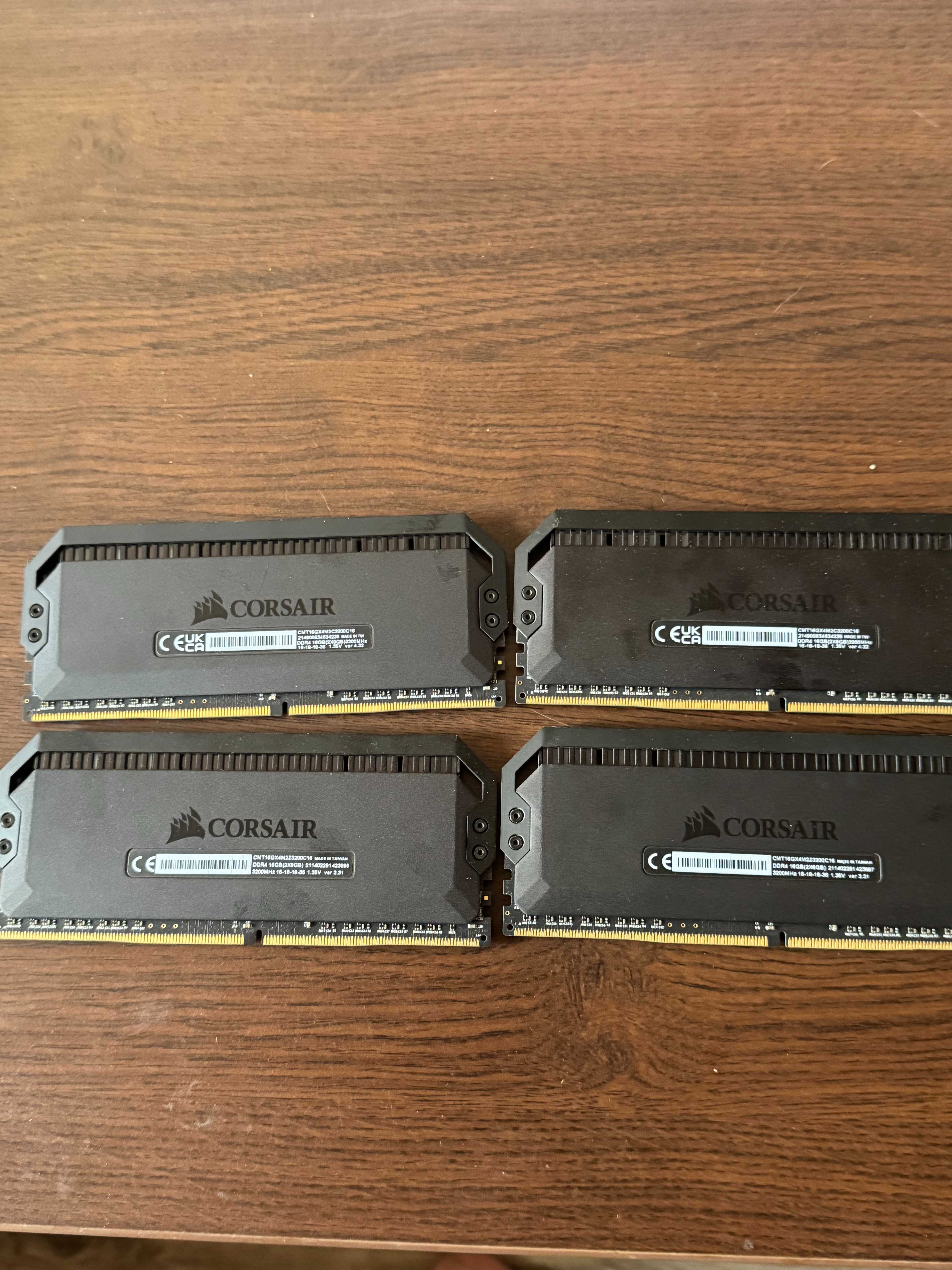 Corsair Dominator Platinum RGB DDR4 32GB 4x8GB 3200Mhz