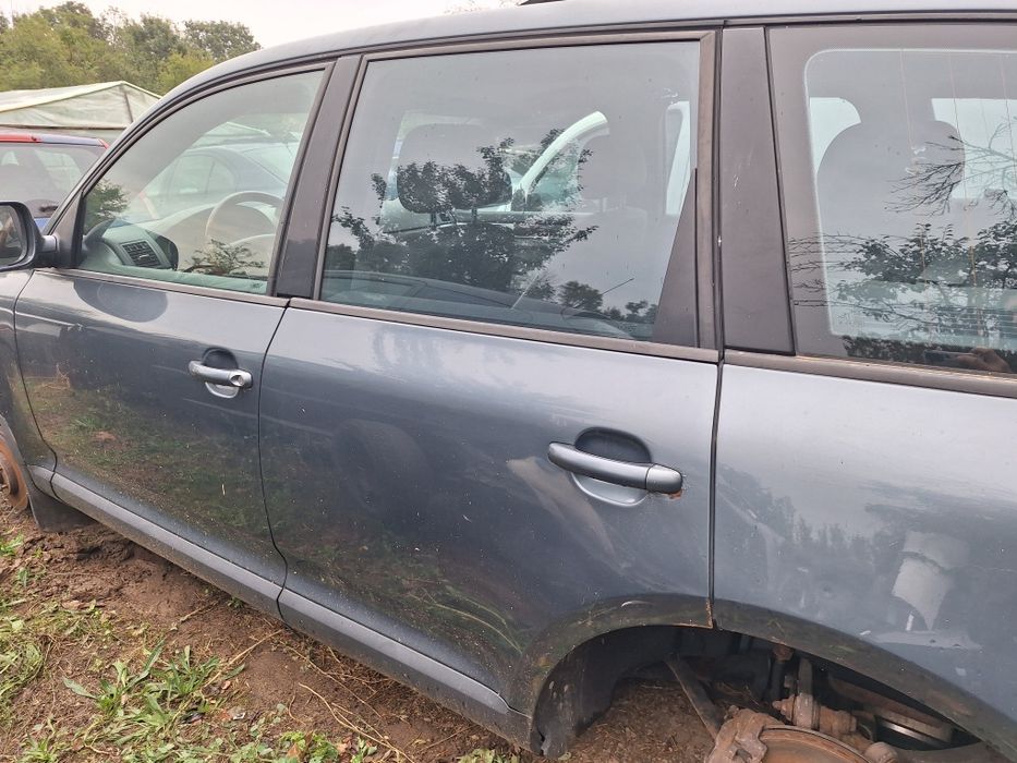 Dezmembrari Vw Touareg 7L 2.5 tdi an 2005