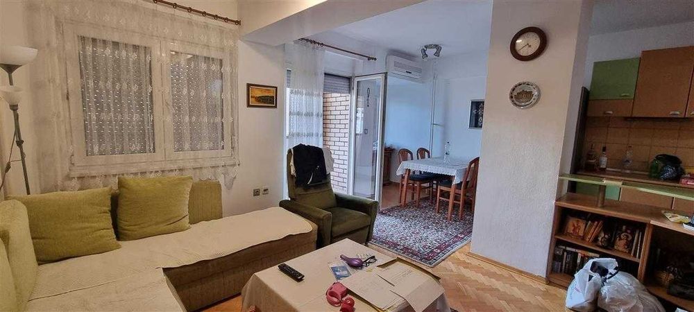 Дава се под наем Тристаен апартамент в Пловдив, Въстанически - 86 кв.м за 362.1 € - Снимка #2