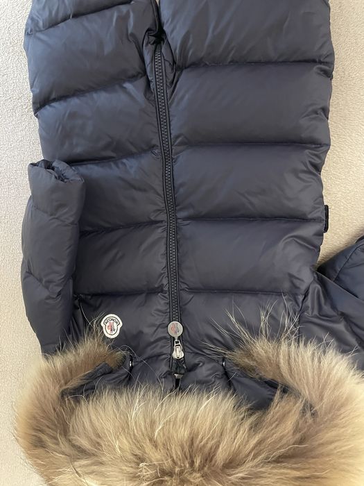 Combinizon  Moncler 6/9 din puf original