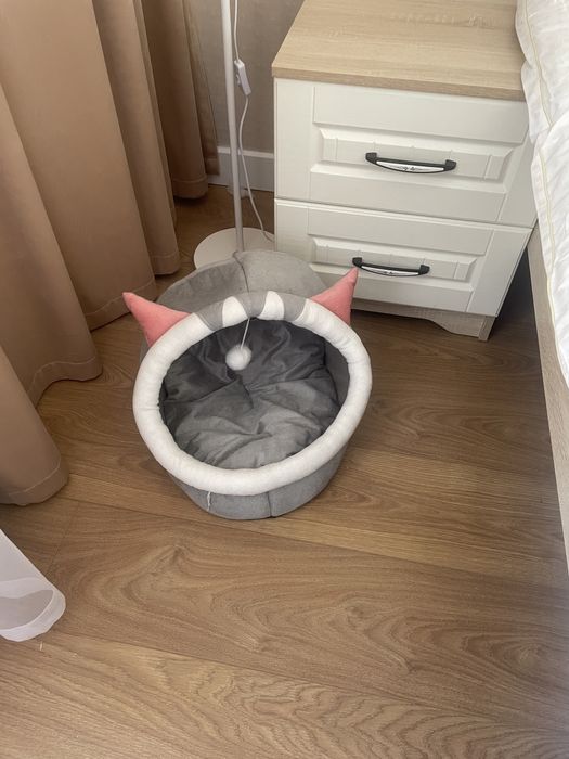 Домик для кошки, лежак